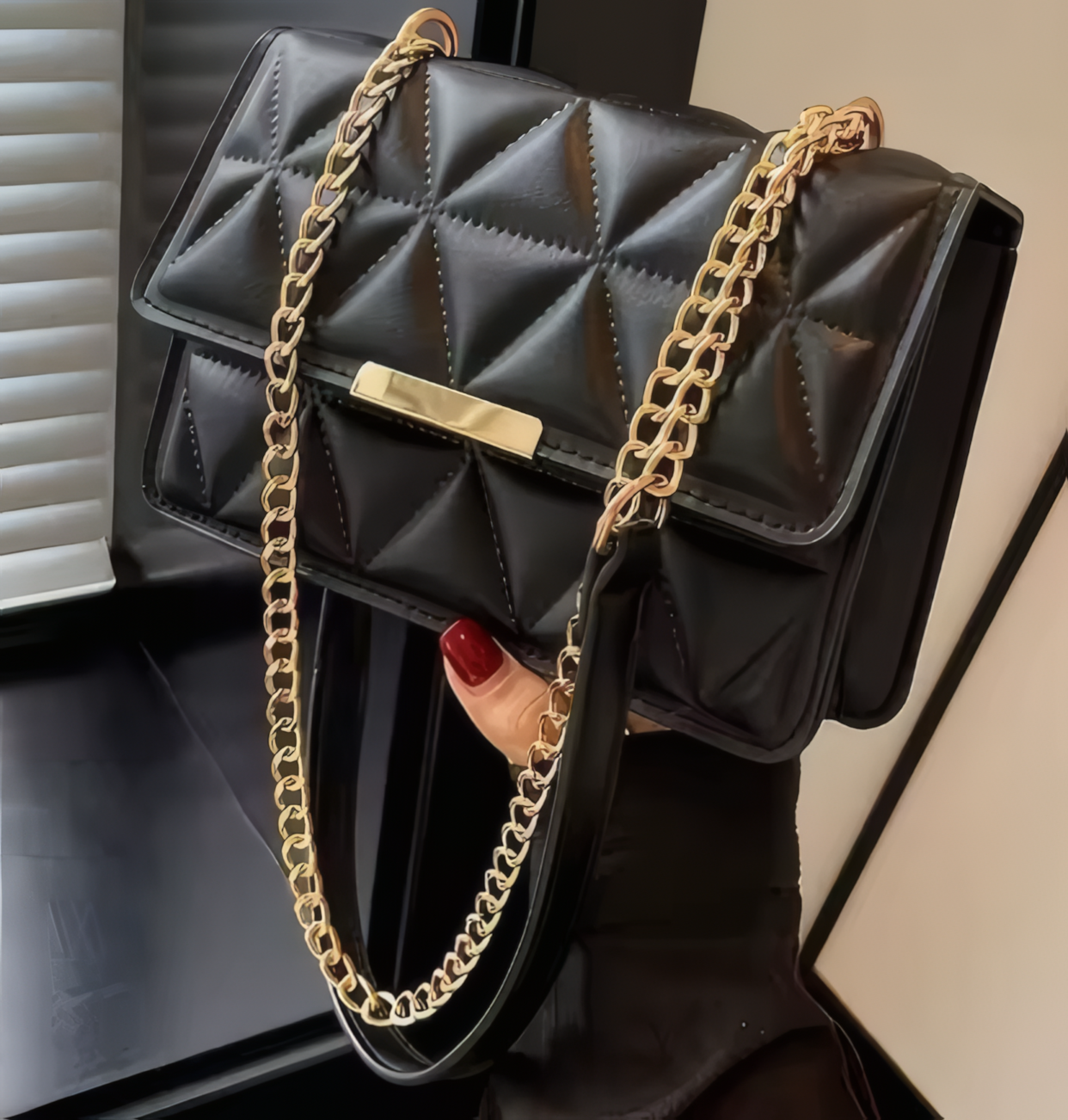 Luneva™ Dorivelle