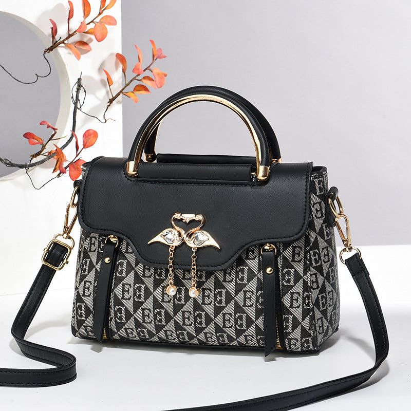 Luneva™ Ferivonne